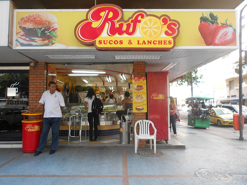 Arquivo:Rufo's Sucos & Lanches.jpg