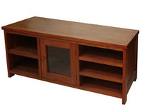 Rack Baixo Médio Tampo: 142x38cm / Altura: 60cm Preço:1.390, 20% de desconto