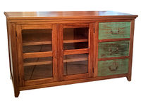 Buffet Color com 2 portas e 3 gavetas Tampo: 143x42cm / Altura: 90cm Preço:1.990, 20% de desconto